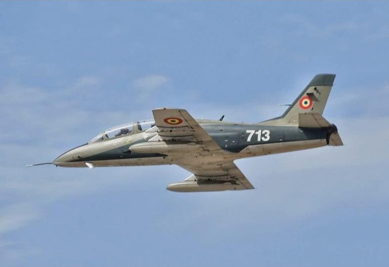 Avioane militare survolează Moldova: demonstrații aeriene și campanie de recrutare pentru tineri