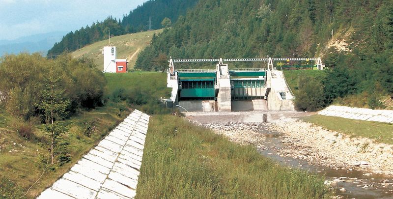 Deversări controlate la mai multe baraje din Neamț, între 10 și 17 martie