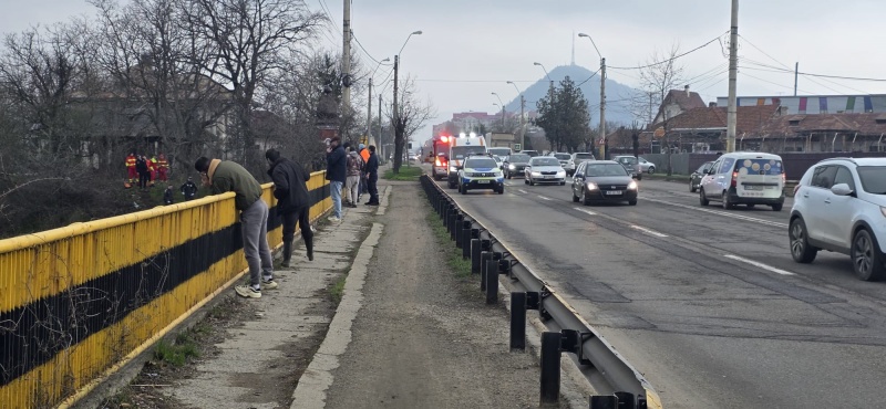 Piatra Neamț. Cadavrul unei persoane a fost găsit în canalul de fugă al râului Bistrița