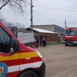 Neamț. Tragedie la Crăcăoani. Un bărbat și-a pierdut viața după ce a fost prins sub o autoutilitară