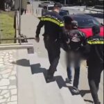 Video. Bacău. Arestat după ce și-a agresat consoarta și-a amenințat-o cu moartea!