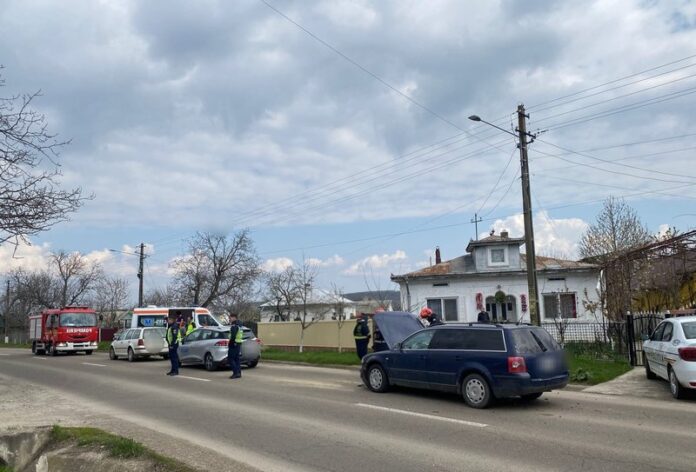 carambol_la_oraseni_deal_2 Botoșani Trei femei rănite într-un carambol la Orășeni Deal