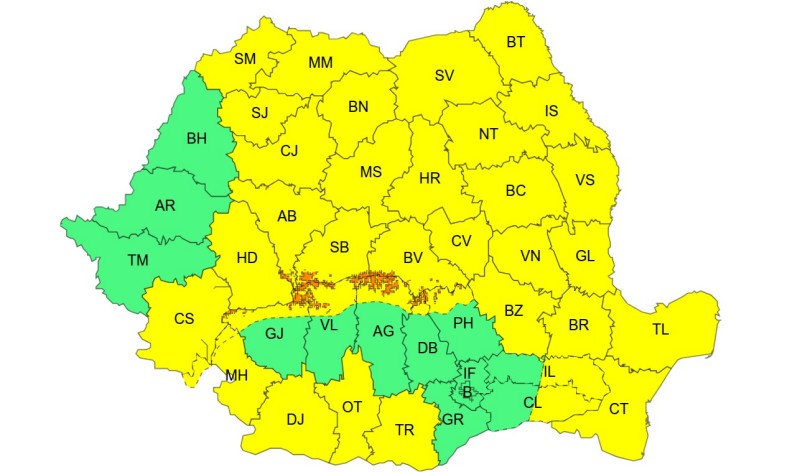 Ploaie, lapoviță și ninsoare până în Vinerea Mare