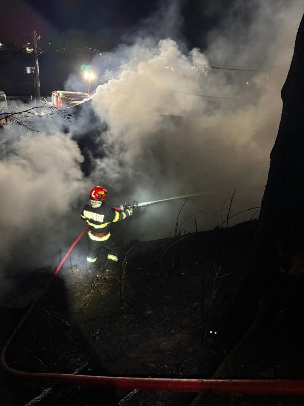 Suceava. Incendiu la Mănăstirea Brădățel 2 Suceava. Incendiu la Mănăstirea Brădățel