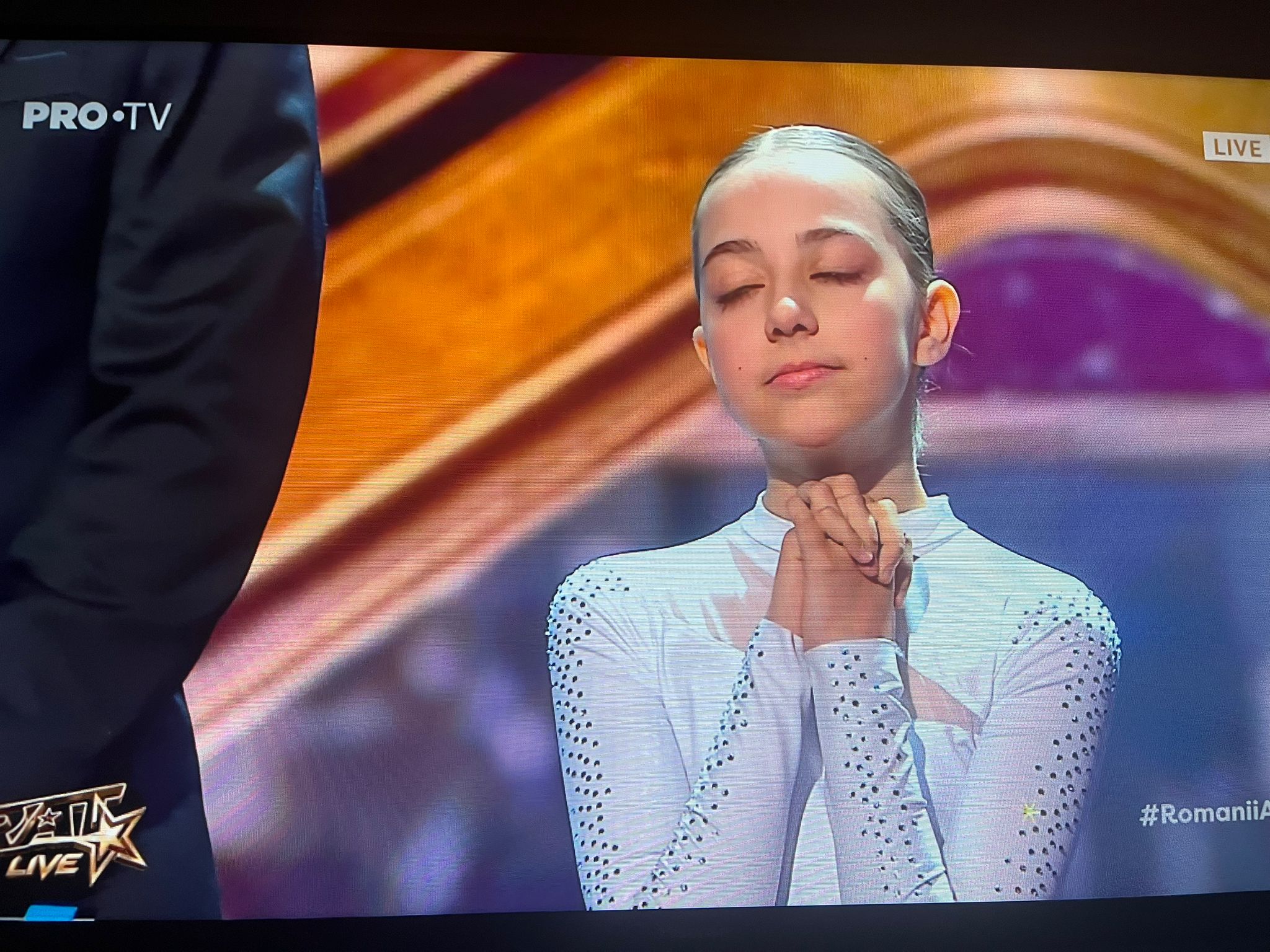 Antonia Voroneanu, locul III la „Românii au talent” 2026. Performanță remarcabilă pentru tânăra din Neamț 1 Antonia Voroneanu, locul III la „Românii au talent” 2026. Performanță remarcabilă pentru tânăra din Neamț