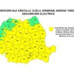 Avertizare cod galben de vreme severă. Meteorologii anunță vijelii, averse torențiale, grindină și posibile ninsori la munte