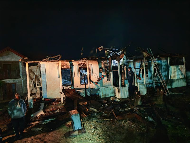 Botoșani. Casă distrusă după o deflagrație la Cristești