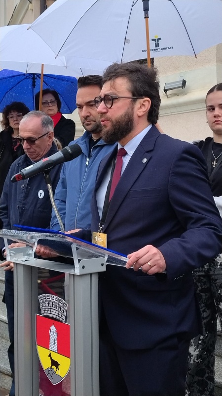 Regizorul Andrei Șerban a primit o stea pe Aleea Personalităților din Piatra Neamț 2 Regizorul Andrei Șerban a primit o stea pe Aleea Personalităților din Piatra Neamț