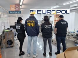 41 de percheziții DIICOT în Iași, București și alte 5 județe. Este vizată o rețea care vindea suplimente false ca tratamente pentru cancer și diabet
