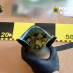 Bacău. Canabis și jeleuri cu stupefiante aduse din Slovacia – trei bărbați au fost arestați preventiv
