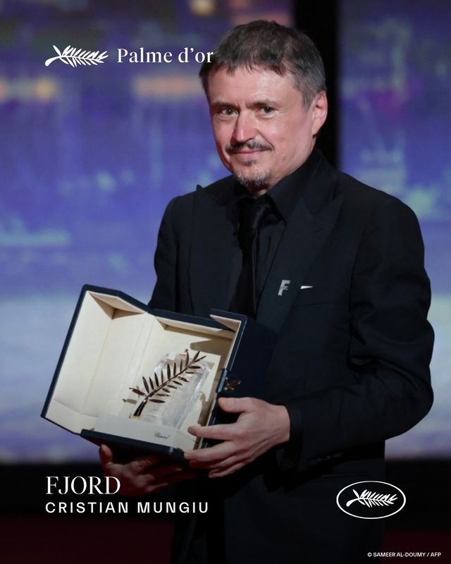 Video -Foto. La câștigarea trofeului "Palme d’Or" -Cannes, Cristian Mungiu: "Acest fim este un angajament împotriva tuturor formelor de extremism" 1 Video -Foto. La câștigarea trofeului "Palme d’Or" -Cannes, Cristian Mungiu: "Acest fim este un angajament împotriva tuturor formelor de extremism"