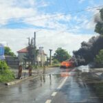 Foto. Iași. Un autoturism a ars ca o torță în municipiul Iași