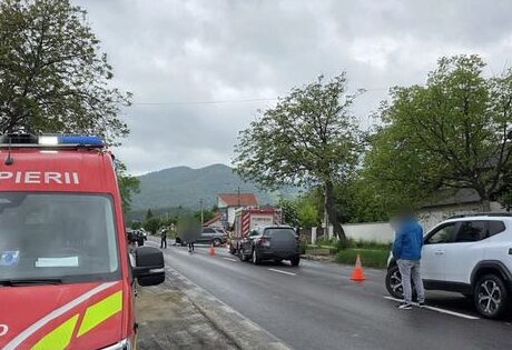 Accident în Alexandru cel Bun. Un copil de 6 ani a fost transportat la spital