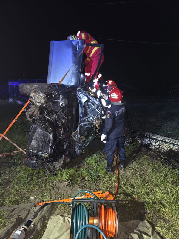 Bacău. Două accidente grave produse unul după altul. Un bărbat și-a pierdut viața