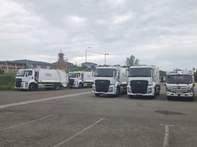 Primăria Piatra Neamț anunță: „Din 15 octombrie, deșeurile vor fi colectate și transportate de un nou operator de salubritate”