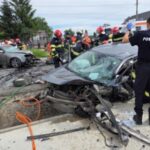 Iași. Două persoane au rămas încarcerate după un accident la Podu Iloaiei