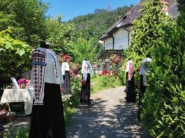 Video-foto. Grădina cu ii, eveniment ce a sărbătorit tradițiile populare la Piatra Neamț