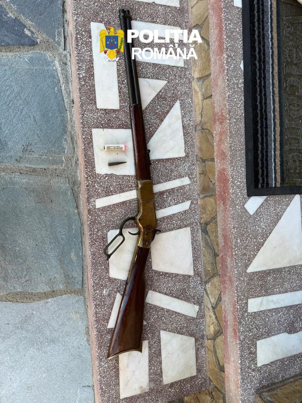 Suceava. 38 de percheziții într-un dosar de braconaj cinegetic – au fost confiscate 11 arme și sute de cartușe