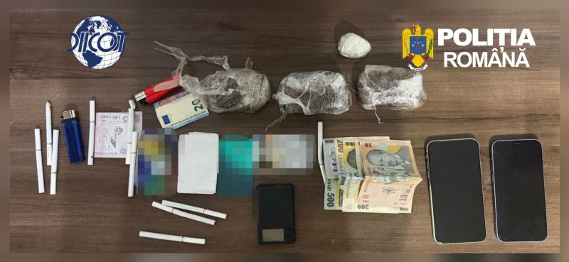 Vaslui. Flagrant cu droguri – un tânăr a fost reținut