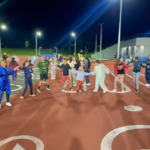 Marea petrecere în pijamale de la Bacău: Când comunitatea se reunește în hainele de noapte pe pistă
