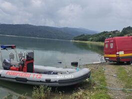 Căutările bărbatului dispărut în Lacul Izvorul Muntelui continuă. Victima nu a fost găsită