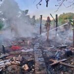 Botoșani. Focul a făcut prăpăd într-o gospodărie – peste 100 de animale au murit carbonizate