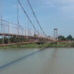 Știre actualizată. Misiune de salvare a unei persoane care a căzut în albia râului Moldova