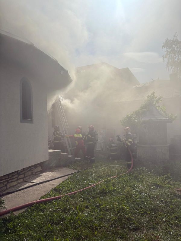 Suceava. Incendiu la Paraclisul Mănăstirii Sfântul Ilie