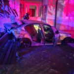 FOTO. Se complică ancheta în cazul unui accident petrecut în Piatra Neamț. Un al treilea șofer implicat a fugit cu mașina furată