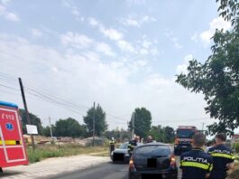 Accident la Cordun – șoferul uneia dintre mașini a avut nevoie de îngrijiri medicale