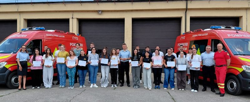 123 de noi voluntari „Salvatori din pasiune” s-au alăturat pompierilor nemțeni 3 123 de noi voluntari „Salvatori din pasiune” s-au alăturat pompierilor nemțeni