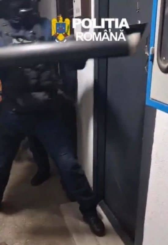 Botoșani. Bărbat arestat pentru înșelăciune și abuz de încredere
