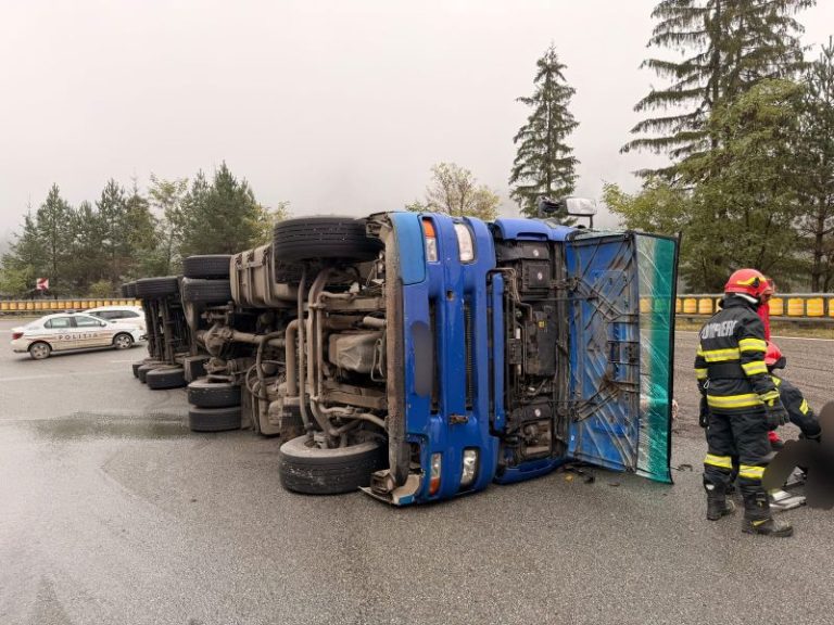 Suceava. Trafic blocat la Pojorâta după un accident de circulație