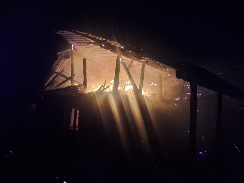 Suceava. Tânăr rănit în urma unui incendiu Suceava. Tânăr rănit în urma unui incendiu