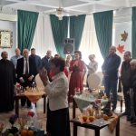 Video-Foto. Bunici și nepoți, muzică, teatru și emoție de Ziua Internațională a Persoanelor Vârstnice, la Târgu-Neamț