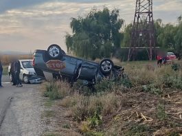 FOTO. Accident la Girov. Un bărbat a fost transportat la spital