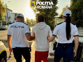 Bacău. Tânăr arestat la domiciliu după ce a furat o mașină și a provocat un accident