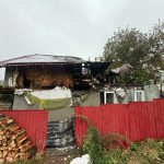 FOTO. Neamț. Incendiu la mansarda și acoperișul unei case