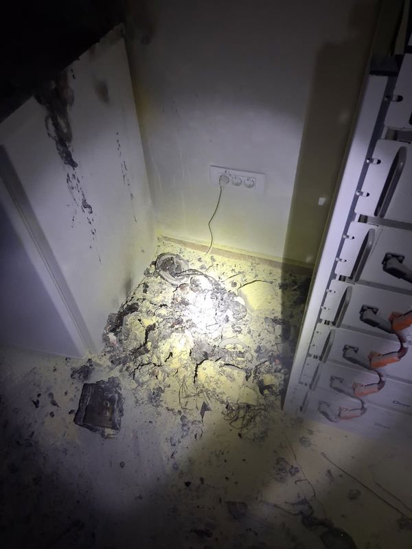 Vaslui. Incendiu în toiul nopții, la demisolul unei clădiri Vaslui. Incendiu în toiul nopții, la demisolul unei clădiri – foto 2