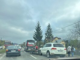 Neamț. Minoră de 13 ani rănită într-un accident rutier