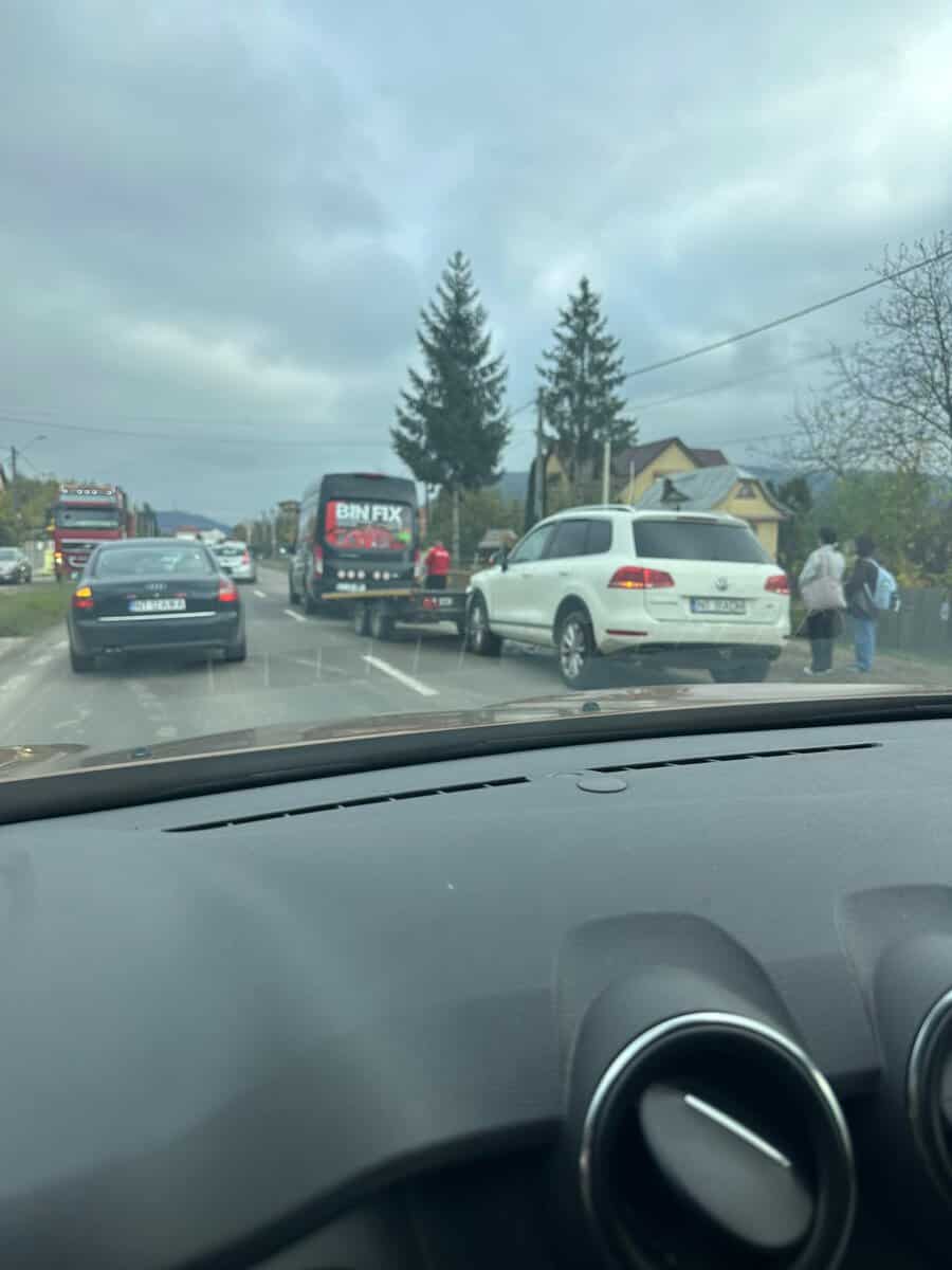 ab2 Neamț. Minoră de 13 ani rănită într-un accident rutier