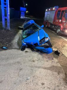 Neamț. Cinci tineri au ajuns la spital după ce mașina în care erau a ajuns în șanț la ora 4.30 
