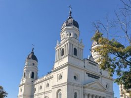 Mobilizare de excepție. Hrană gratuită pentru pelerinii Sfintei Parascheva: 90.000 de porții, în opt zile, la Iași