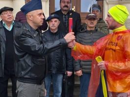 Ștafeta Veteranilor Invictus a ajuns la Bacău. Militarii au preluat traseul roșu de la echipa din Vaslui