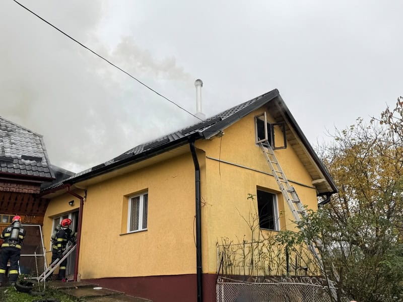 Suceava. Locuințe distruse în urma unor incendii Suceava. Locuințe distruse în urma unor incendii