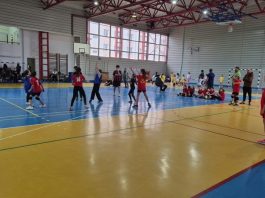 FOTO 130 de copii au participat la Festivalul de Minihandbal „Cristi Bursuc” de la Târgu-Neamț